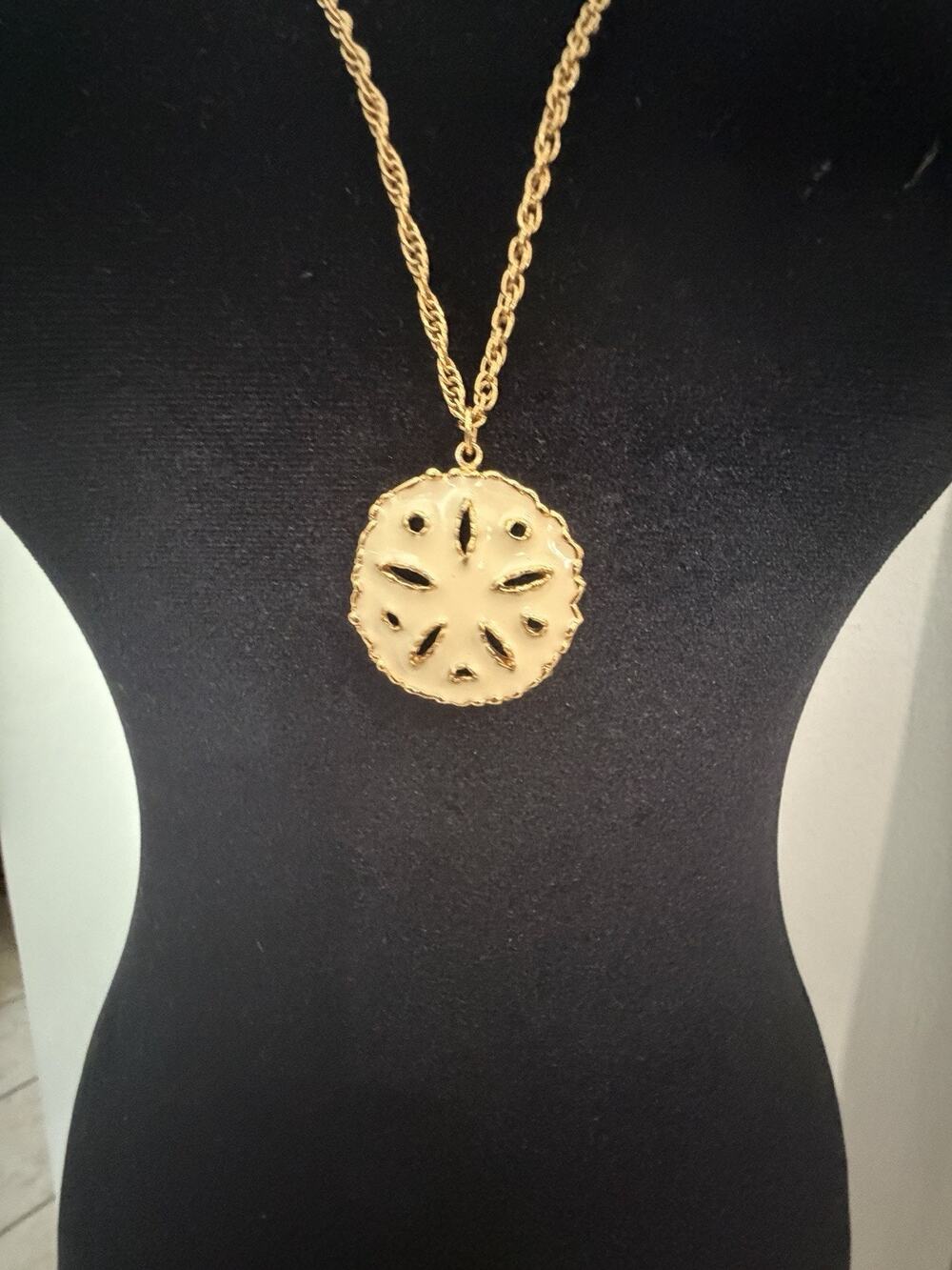 Vintage Gold Tone Sand Dollar Pendant Necklace 31 Inch Coastal Beach Style